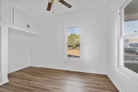 526 W 6th St, Hanford, CA 93230 photo 10