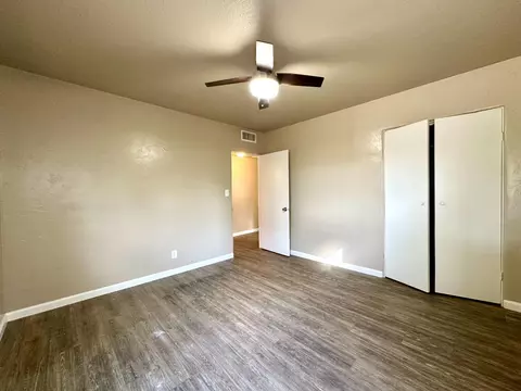 922 E St, Reedley, CA 93654 photo 11