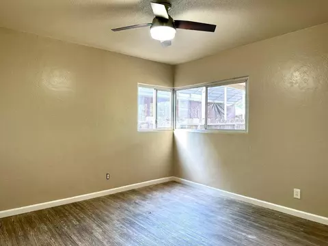 922 E St, Reedley, CA 93654 photo 10