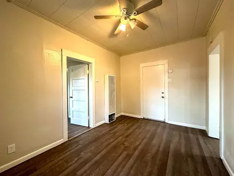 922 E St, Reedley, CA 93654 photo 21