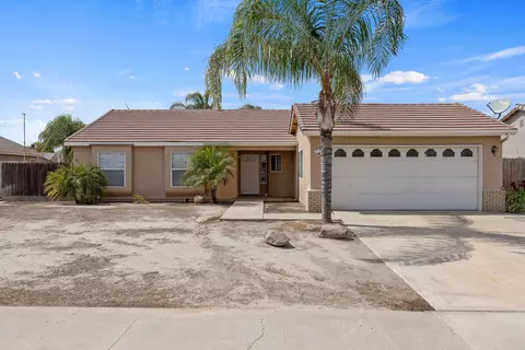 695 Marin Dr, Lemoore, CA 93245