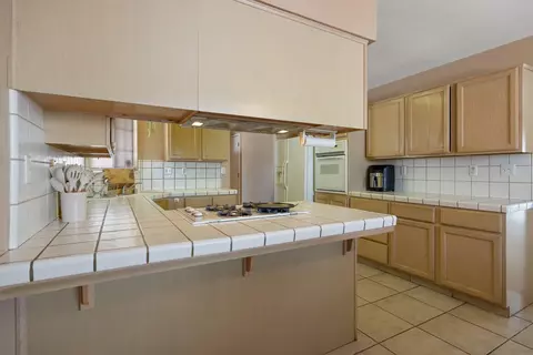 695 Marin Dr, Lemoore, CA 93245 photo 17