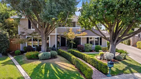 3949 W Grove Ct, Visalia, CA 93291
