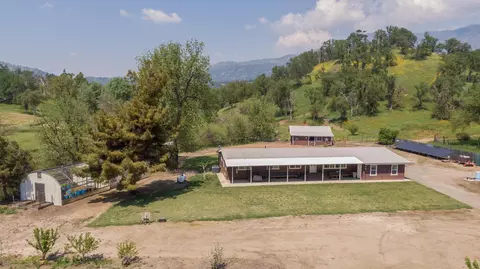 36804 Dunlap Rd, Squaw Valley, CA 93675