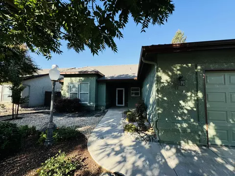 662 Leta Mae Ct, Exeter, CA 93221