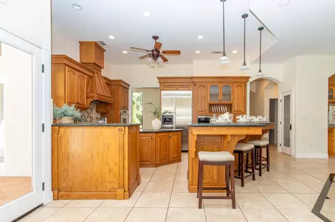 Kitchen - 2115 S Cedar St, Visalia, CA 93292 photo 5 of 7