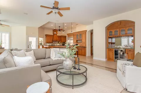 Living - 2115 S Cedar St, Visalia, CA 93292 photo 4 of 9