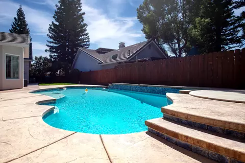 Exterior - 2115 S Cedar St, Visalia, CA 93292 photo 4 of 8