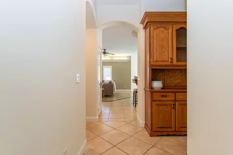 Entry Way - 2115 S Cedar St, Visalia, CA 93292 photo 5 of 12