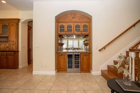 Entry Way - 2115 S Cedar St, Visalia, CA 93292 photo 9 of 12