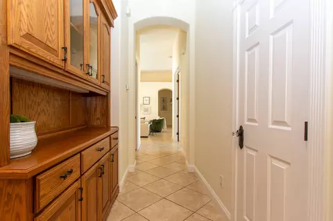 Entry Way - 2115 S Cedar St, Visalia, CA 93292 photo 4 of 12