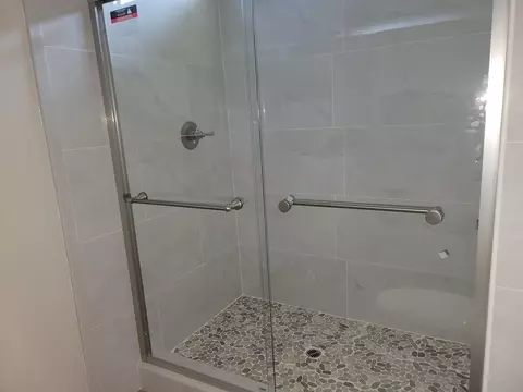 1528 E Ferguson Ave, Visalia, CA 93292 photo 8