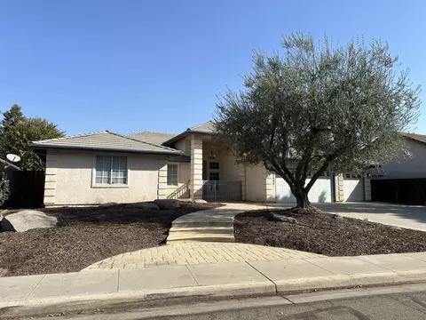 1606 E Laura Ct, Visalia, CA 93292