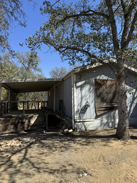 43554 Skyline Dr #B, Three Rivers, CA 93271 photo 2