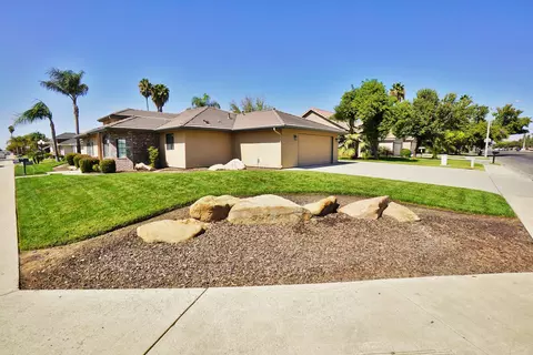 1234 Cedar Lane Ln, Lemoore, CA 93245 photo 4