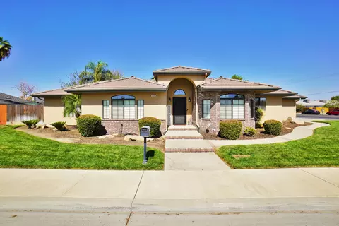 1234 Cedar Lane Ln, Lemoore, CA 93245