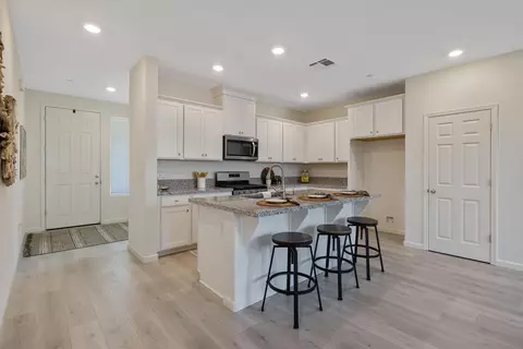 3206 E Seeger Ave, Visalia, CA 93292 photo 9