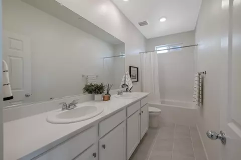 3206 E Seeger Ave, Visalia, CA 93292 photo 33