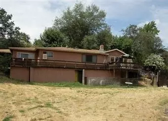 43927 Skyline Dr, Three Rivers, CA 93271