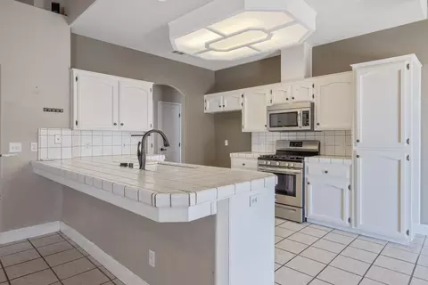 2105 Shell Ct, Tulare, CA 93274 photo 17
