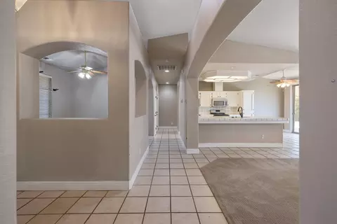 2105 Shell Ct, Tulare, CA 93274 photo 6