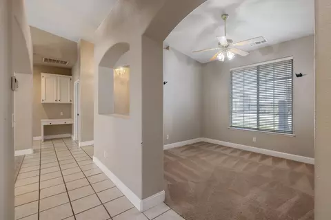 2105 Shell Ct, Tulare, CA 93274 photo 9
