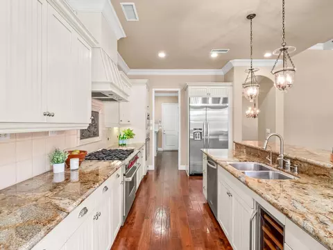 501 W Derbyshire Ln, Clovis, CA 93619 photo 5