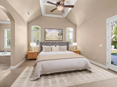 501 W Derbyshire Ln, Clovis, CA 93619 photo 12