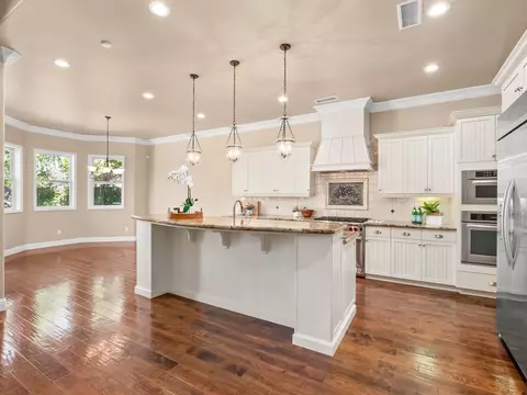 501 W Derbyshire Ln, Clovis, CA 93619 photo 7