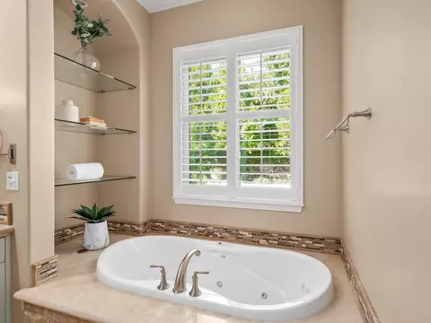 501 W Derbyshire Ln, Clovis, CA 93619 photo 14