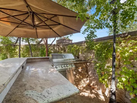 501 W Derbyshire Ln, Clovis, CA 93619 photo 26