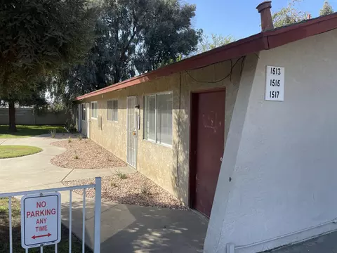 1513 E Douglas Ave, Visalia, CA 93292 photo 2
