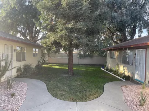 1513 E Douglas Ave, Visalia, CA 93292 photo 5