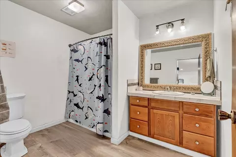 1912 E Vassar Dr, Visalia, CA 93292 photo 16