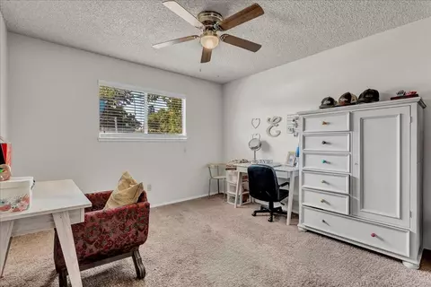 1912 E Vassar Dr, Visalia, CA 93292 photo 18
