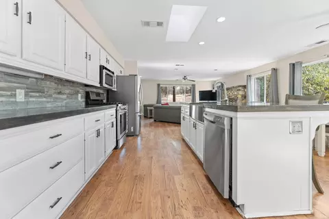43019 N Kaweah River Dr, Three Rivers, CA 93271 photo 5