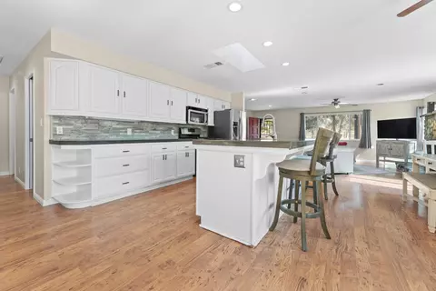 43019 N Kaweah River Dr, Three Rivers, CA 93271 photo 13