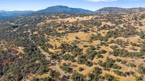 000 Whitaker Forrest Rd, Badger, CA 93603 photo 10