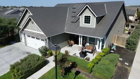 3396 Parks Ave, Tulare, CA 93274