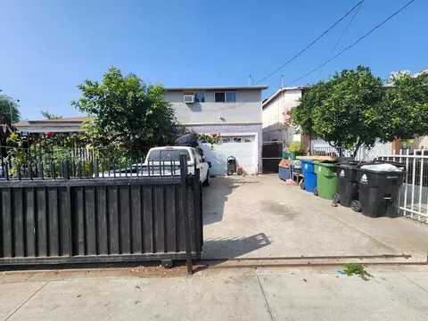 11107 Compton Ave, Los Angeles, CA 90002