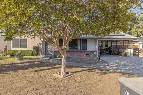 2932 E College Ave, Visalia, CA 93277