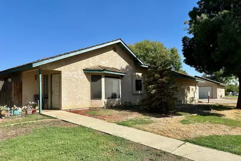 2423-2451 Knowlwood Dr, Hanford, CA 93230