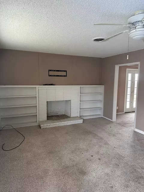 3103 E Laurel Ave, Visalia, CA 93292 photo 4
