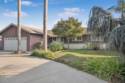 3103 E Laurel Ave, Visalia, CA 93292