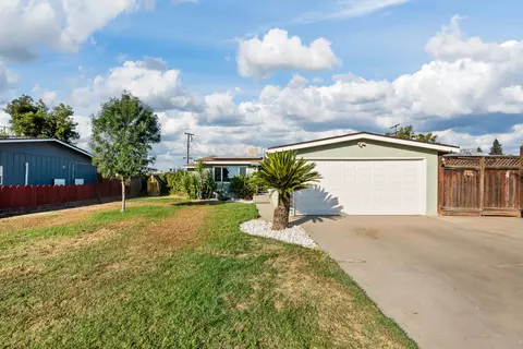 1535 N Cotta St, Visalia, CA 93292