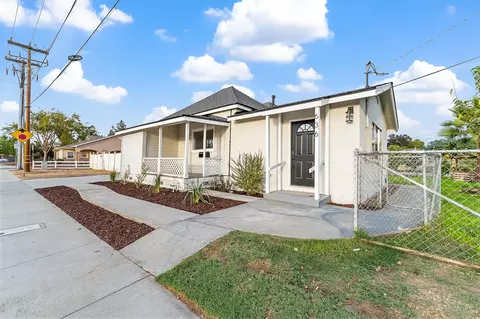 636 Fox St, Lemoore, CA 93245