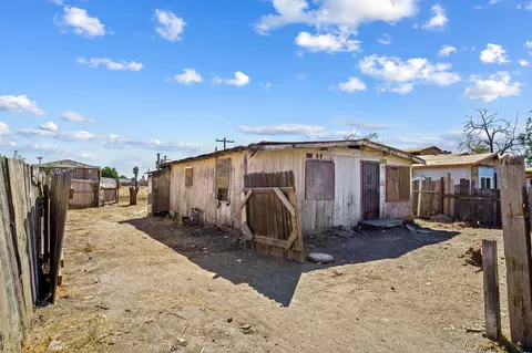 2551 Patterson Ave, Corcoran, CA 93212