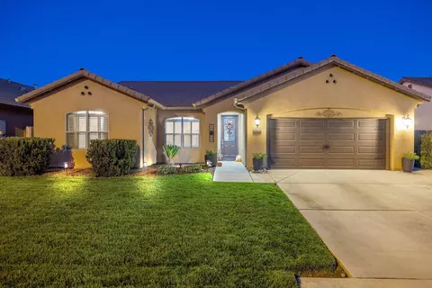 4014 S San Joaquin St, Visalia, CA 93277