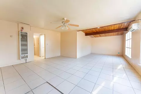 23529 Ave 56, Ducor, CA 93218 photo 6