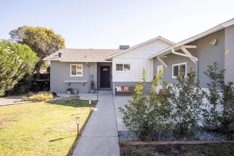 2610 S Locust St, Visalia, CA 93277